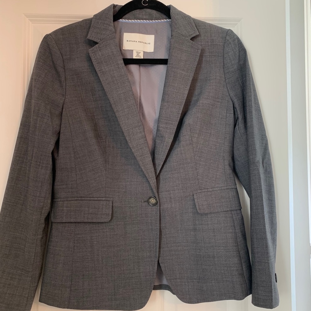 Banana Republic blazer size 6P